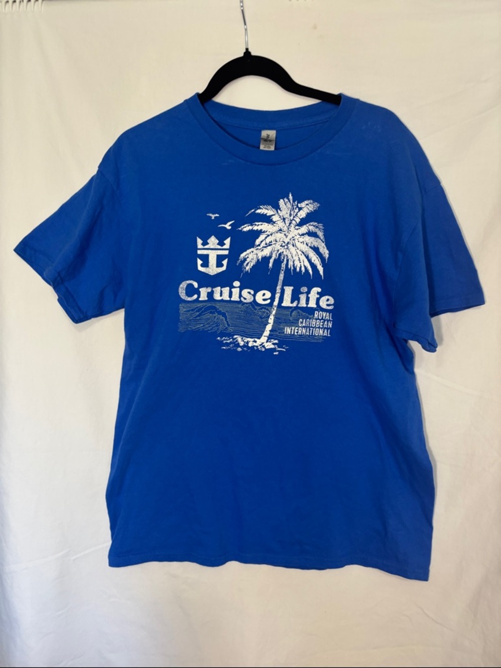 Royal Caribbean 'Cruise Life' Blue Graphic Tee men’s large